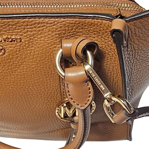 Michael Kors Purse~Satchel Crossbody~Saddle Tan Pebble Leather - Picture 3 of 16